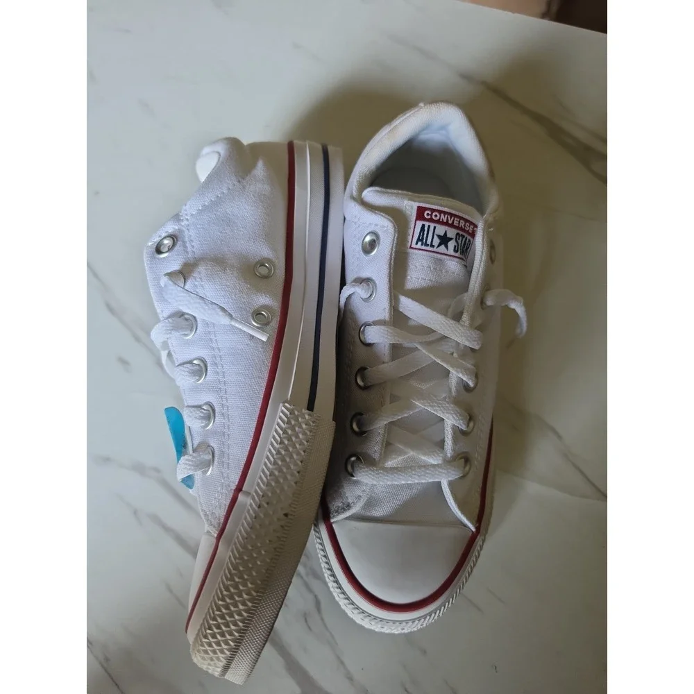 Unisex Converse Chuck Taylor All Star Low Top  M7652 Color White New Size 5
